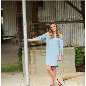 Meet your Posher, Lynnly